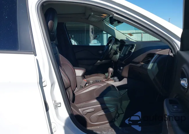 1C4PJMBS6HW568344: 43597890