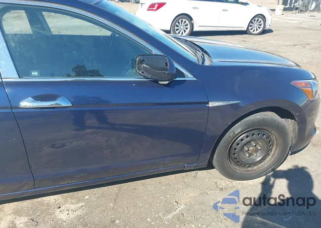 1HGCP26318A035661: 43596950