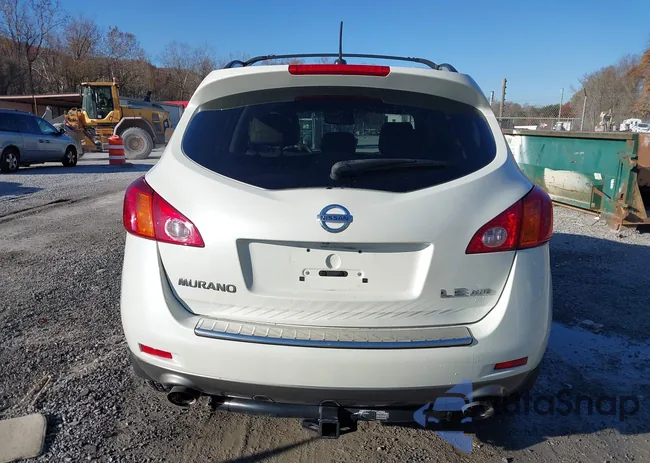 JN8AZ18W79W129327: 43597038