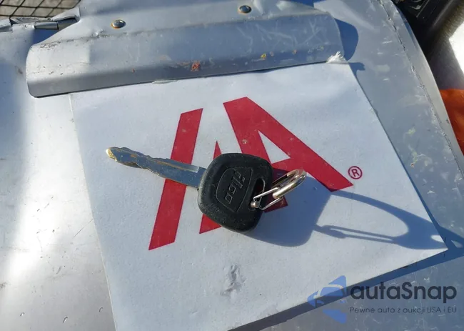 JS3TD941174202326: 43597214