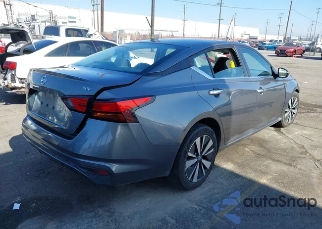 1N4BL4DV8MN306181: 43598321