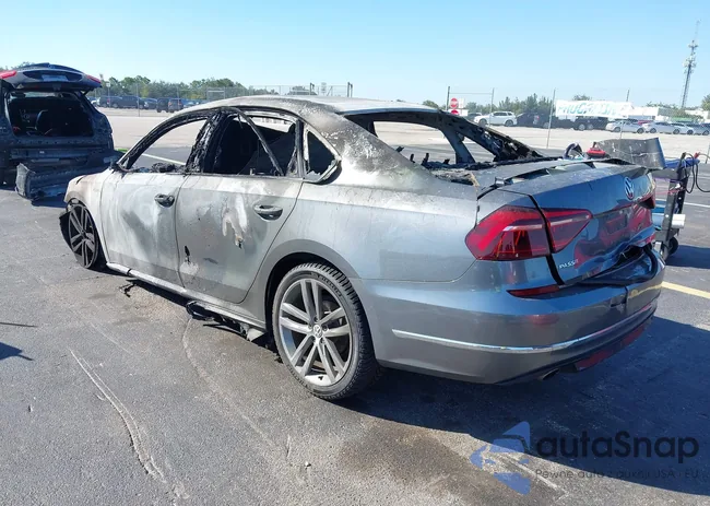 1VWAA7A37JC010251: 43598515