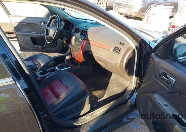 3FAHP0KC2BR201008: 43598551