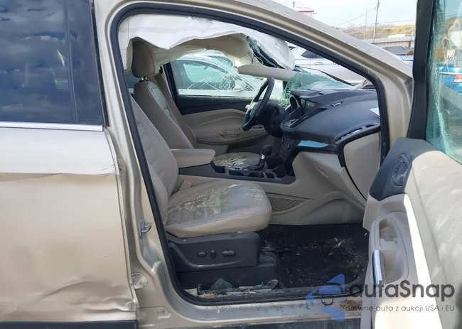 1FMCU9J96HUE17903: 43598577