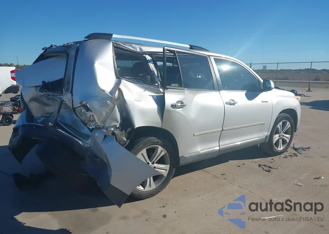 5TDYK3EH2BS044918: 43598657