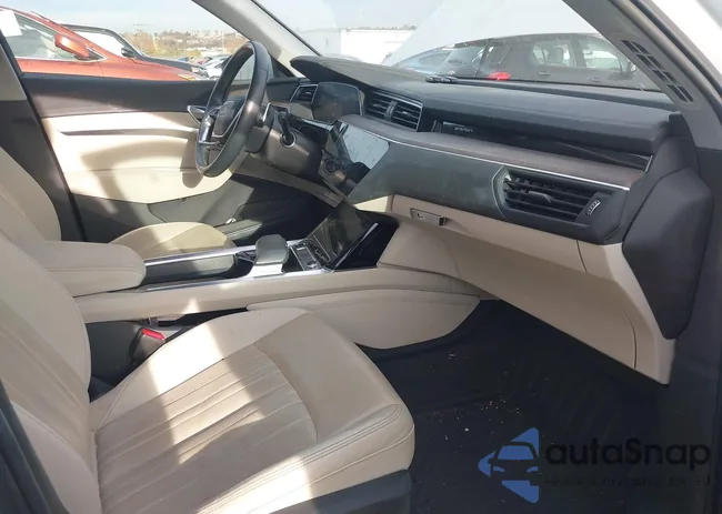 WA1LAAGE6MB022462: 43598769