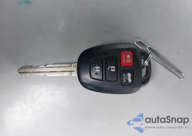 2T1BURHE2JC100819: 43598817