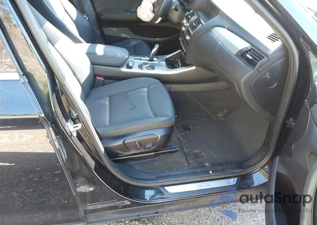 5UXWX9C5XG0D92546: 43598834