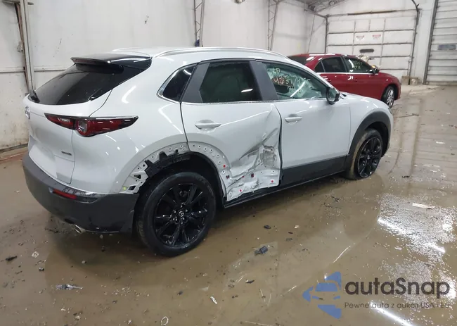 3MVDMBBMXRM600762: 43597955