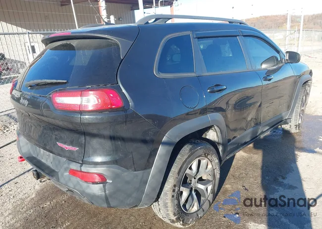 1C4PJMBS8FW741228: 43597982