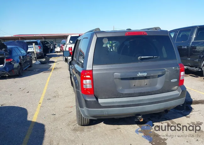 1C4NJPFB1FD191059: 43598154