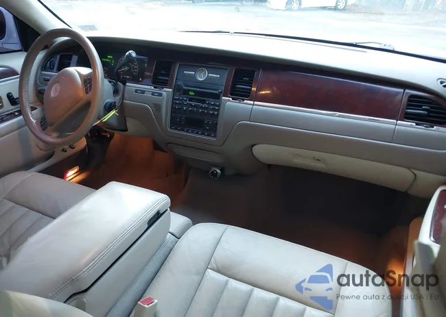 1LNHM81W34Y679984: 43599304