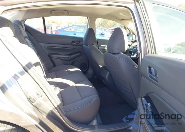 1N4BL4DV1PN378229: 43599444