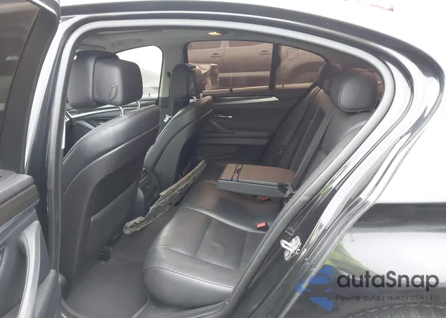 WBAFR7C50CC809725: 43599655