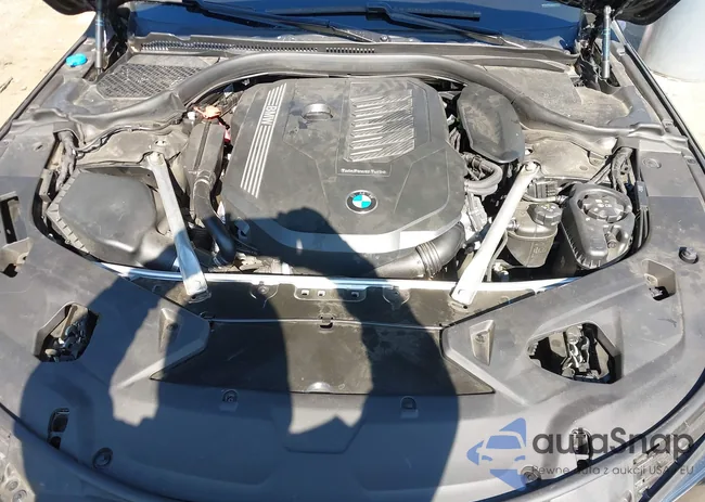 WBAGV2C01RCR84632: 43599666