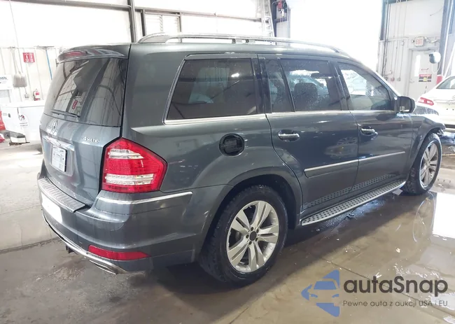 4JGBF7BE2AA538585: 43599671