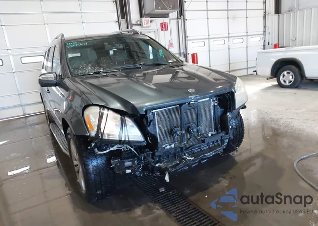 4JGBF7BE2AA538585: 43599671