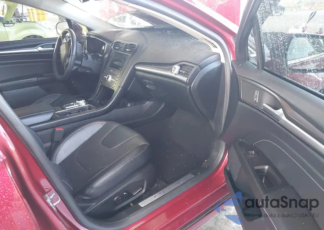 3FA6P0RU0KR227337: 43598981