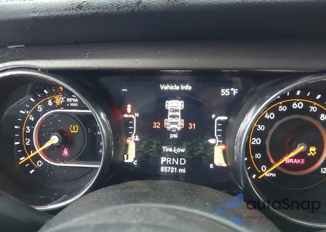 1C4HJXDG8JW105626: 43599141