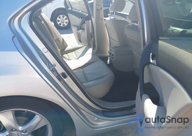 JH4CU2F60BC016711: 43600391