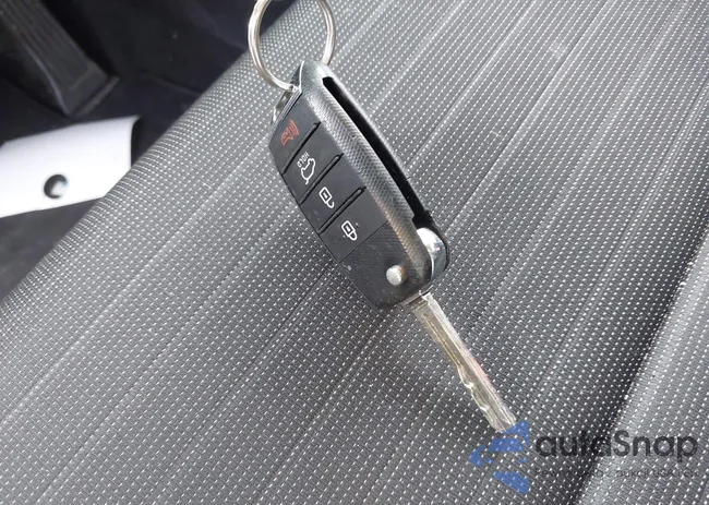 KNDPM3AC3J7311122: 43600486