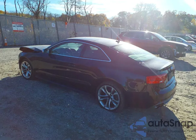 WAUGGAFR1DA030515: 43600667