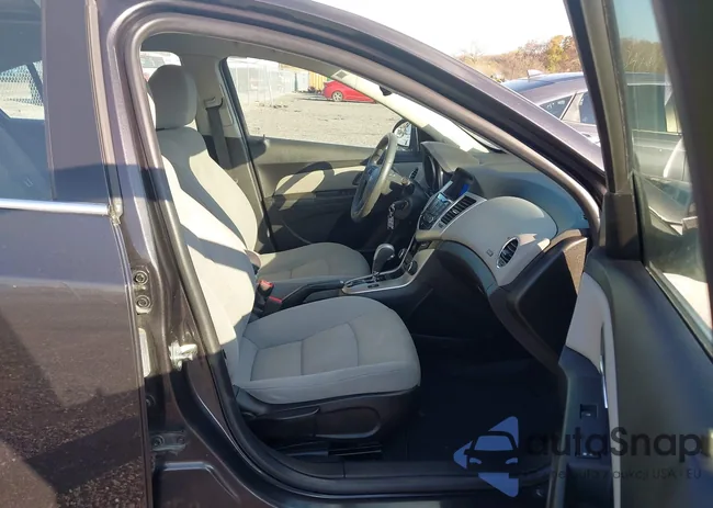 1G1PC5SB4F7105845: 43600745