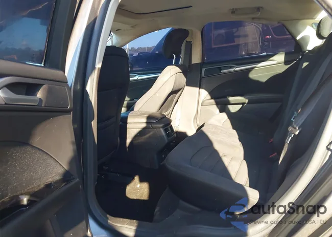 3FA6P0HR4DR232833: 43600752