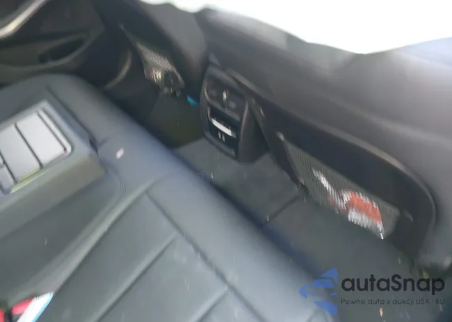 3MW5R7J05M8B57910: 43600217