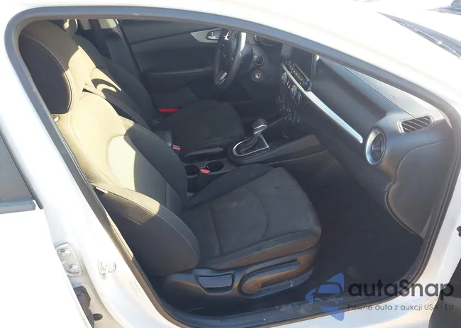 3KPF24AD3NE431153: 43601389