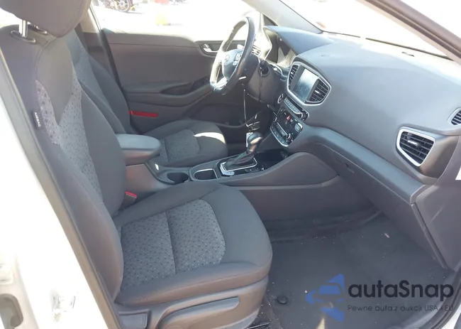 KMHC75LC8HU040743: 43601591