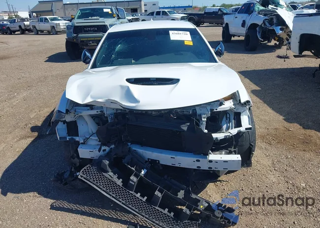 2C3CDXCT4PH532006: 43601720