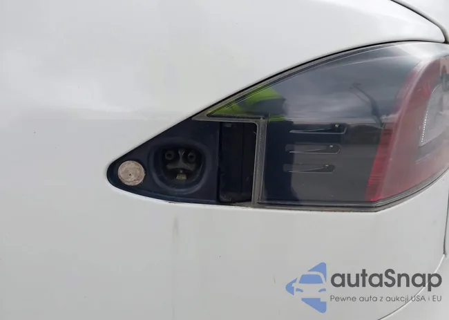 5YJSA1CN4DFP17026: 43600926