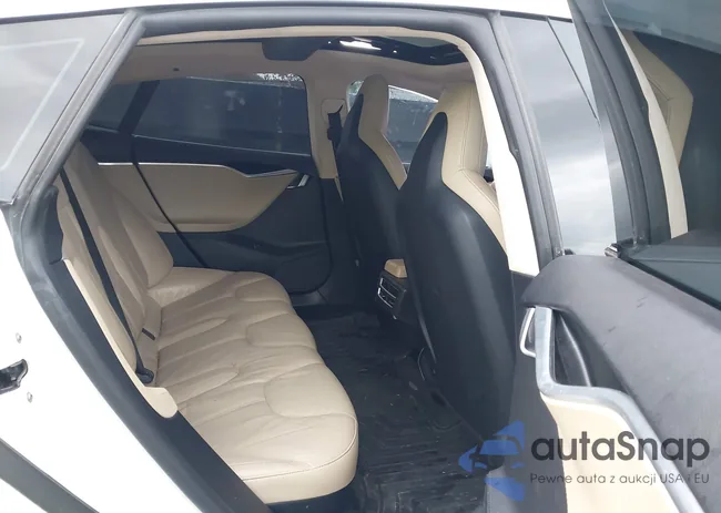 5YJSA1CN4DFP17026: 43600926