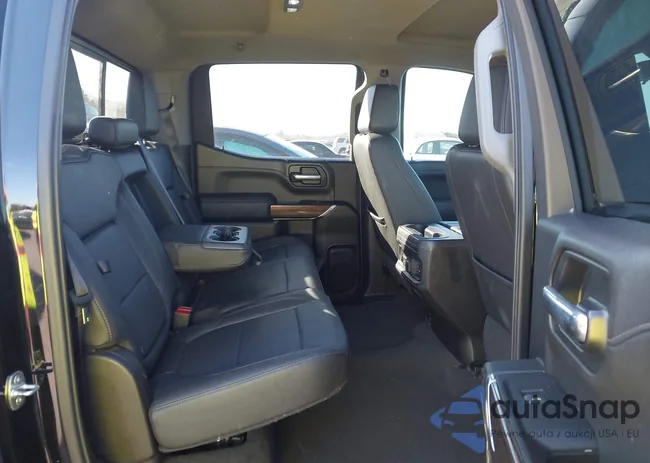 1GCPYFED8NZ132500: 43600969