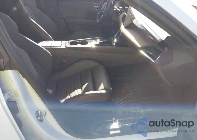 WAUDJBFW8R7002070: 43601174