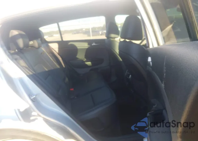 KNDPN3AC3J7372421: 43602352