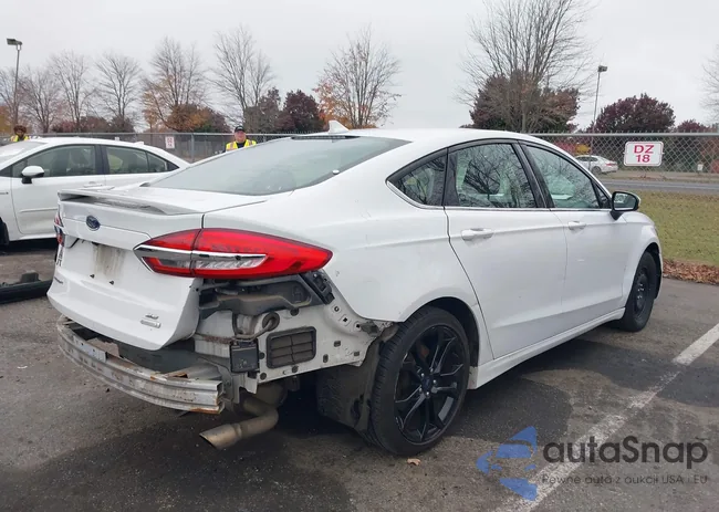 3FA6P0HD8LR121625: 43602476