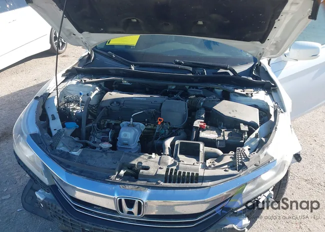 1HGCR2F91HA165955: 43602481