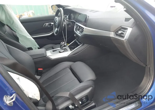 3MW5R7J02M8B52728: 43602538