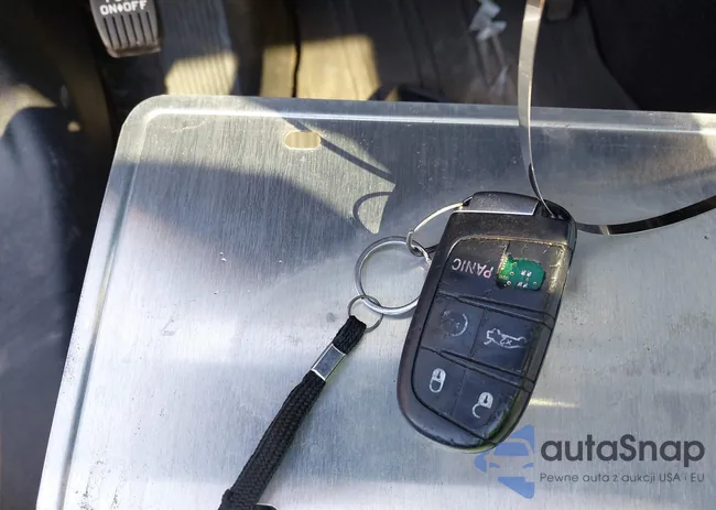 2C3CCAEGXFH868273: 43602690