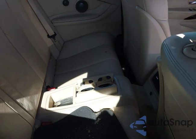 WBA3T3C50EP737241: 43602098