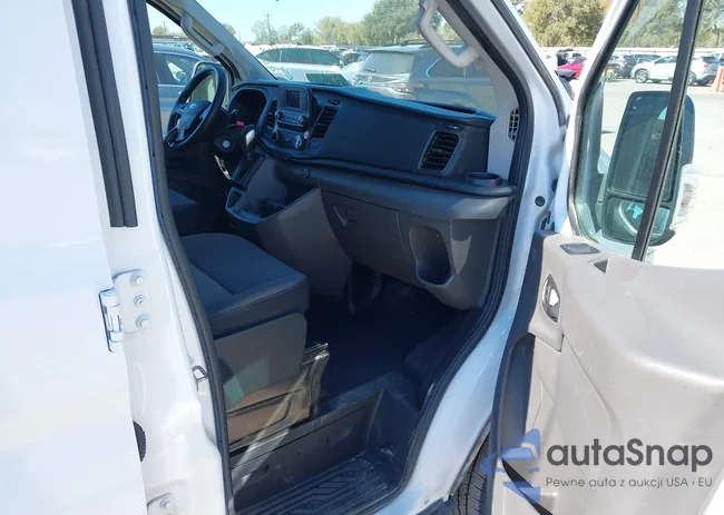 1FBAX2Y84MKA64532: 43602141