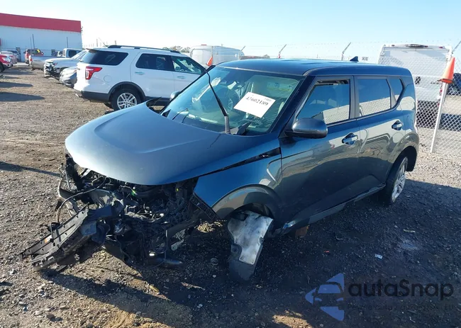 KNDJ23AU1P7211596: 43602189