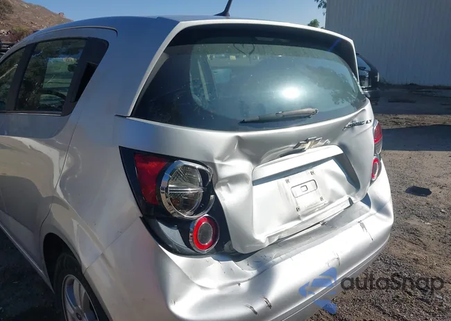 1G1JC6SH0E4187170: 43603565