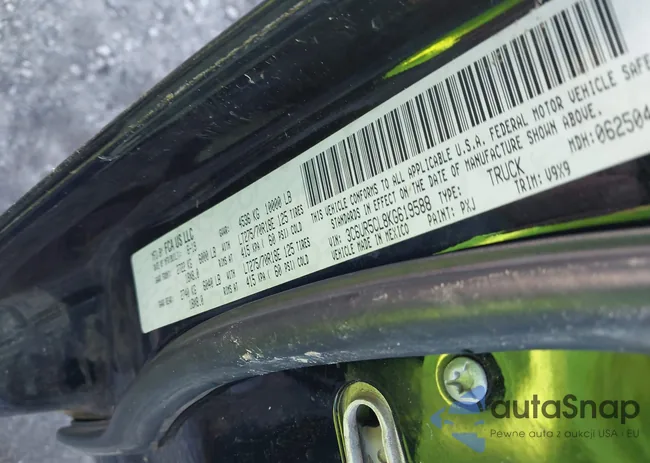 3C6UR5CL8KG619588: 43604559