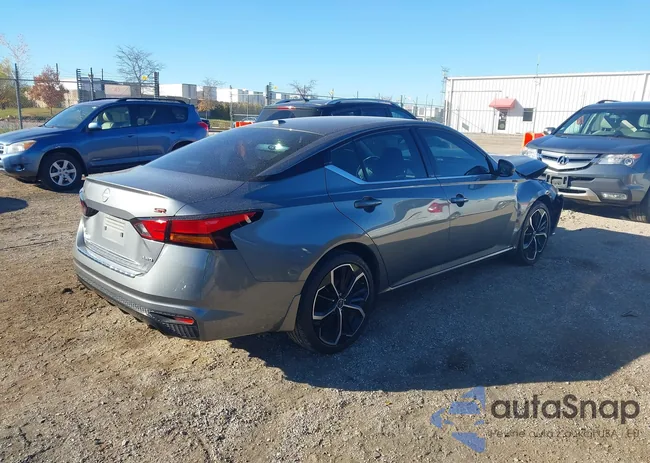 1N4BL4CW3PN327096: 43604746