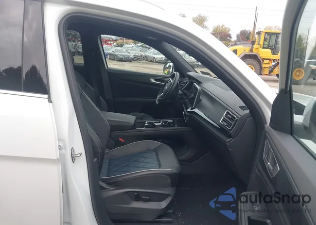 1V2FE2CA9RC205192: 43604815