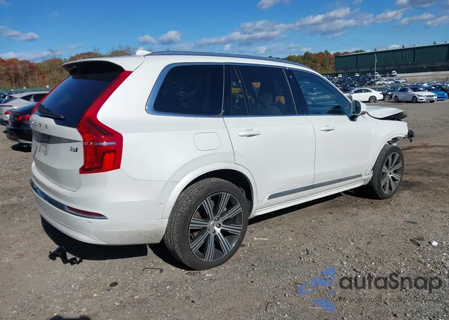 YV4062PE8S1325372: 43604887