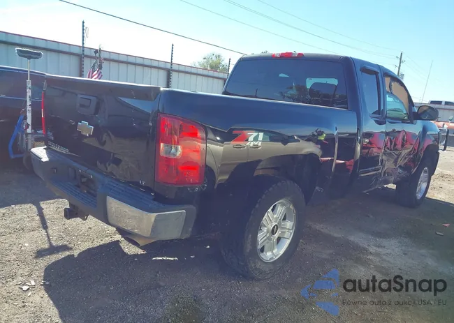 1GCSKSE38AZ281687: 43604078